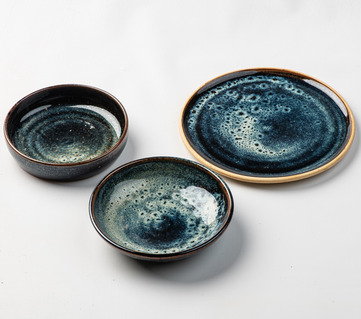 Lire la suite à propos de l’article CHARPENTIER Gilles- POTERIE PARABIS